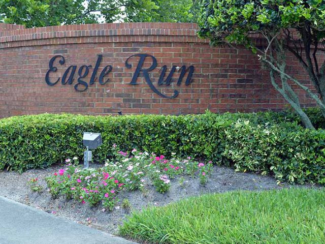 Eagle Run Sign